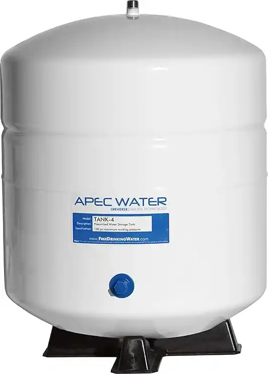 Reverse osmosis RO storage tank connected to under-sink water filtration system